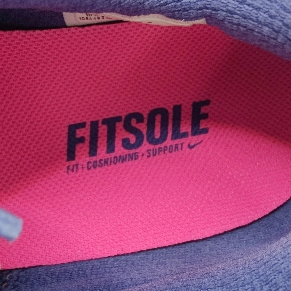 Nike Women's Flex Fury 2 Running Shoe Pink and Purple Athletic Shoes Size 9.5
